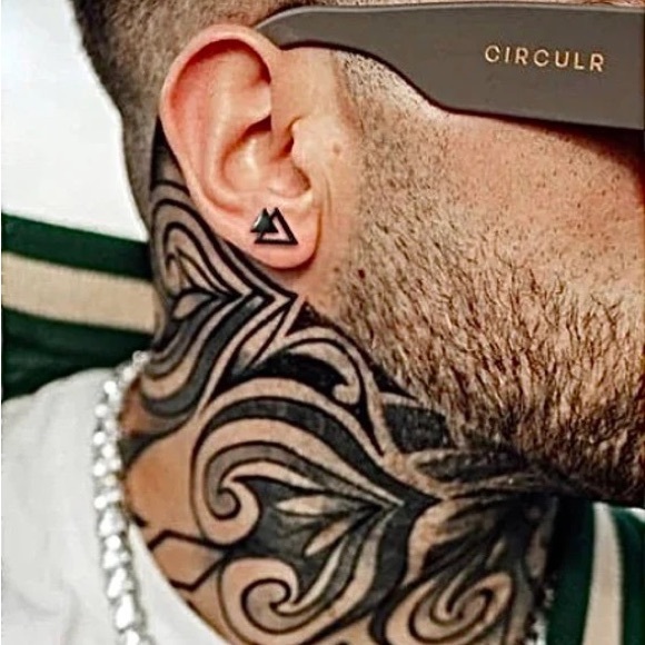 Men Stud Earring ,Triangle Pierced Stud Earrings,Stainless Steel - Picture 1 of 3